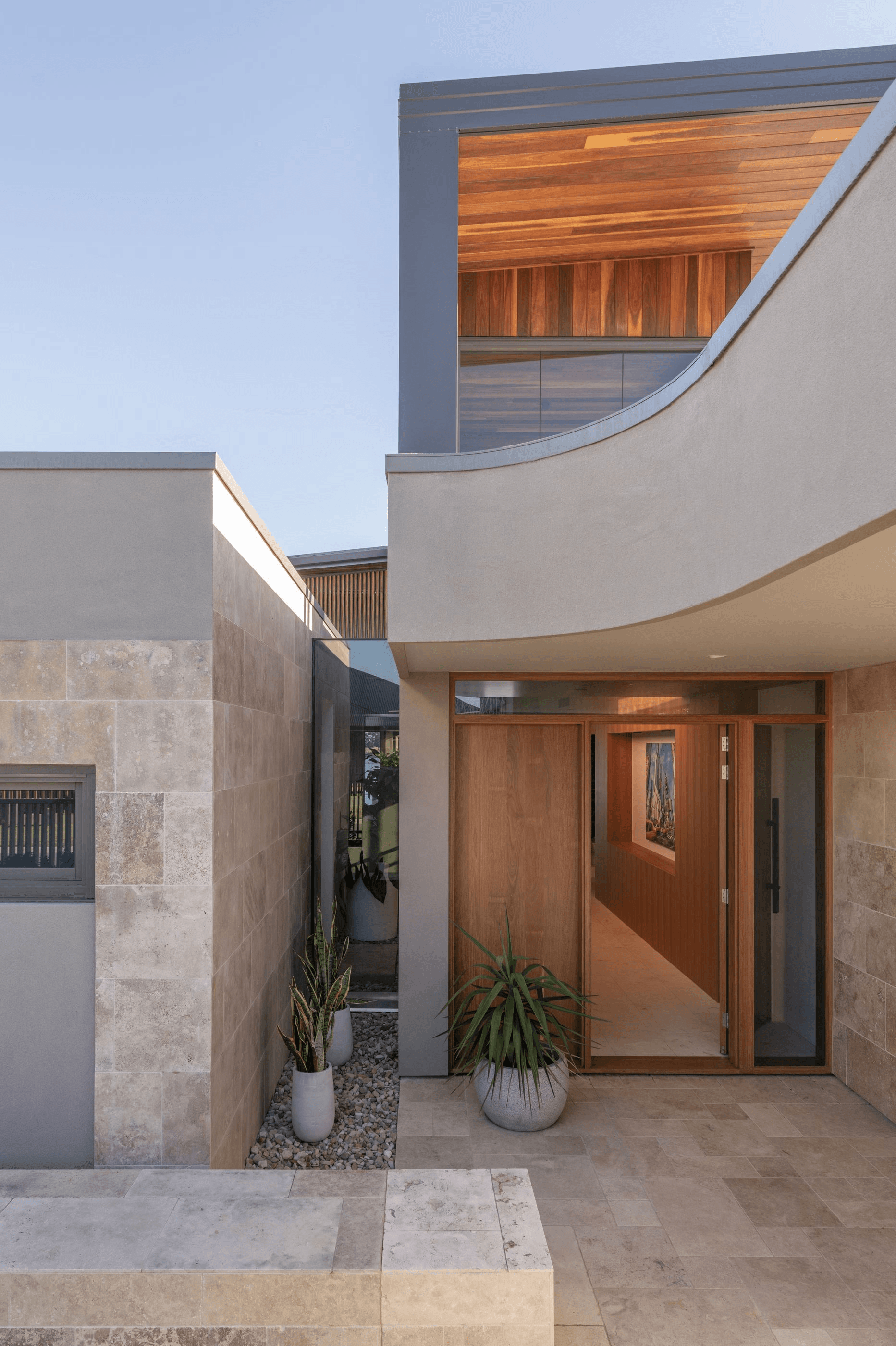 External curved walls made with Hebel showing upper story